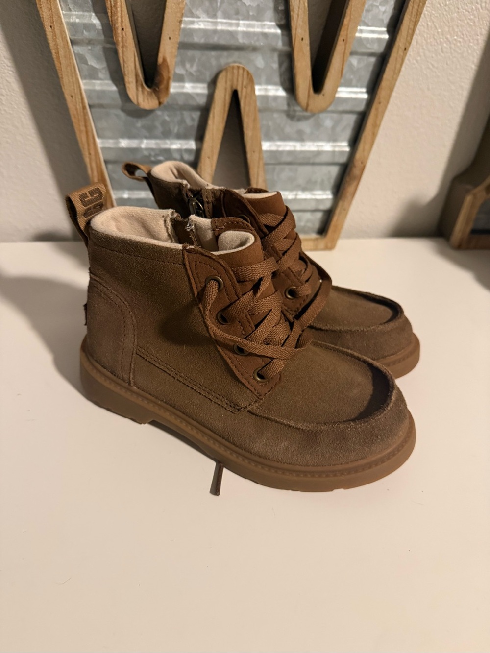UGG Kids Kristian Chelham Weather Suede Lace-Up Zipper Ankle Boots
